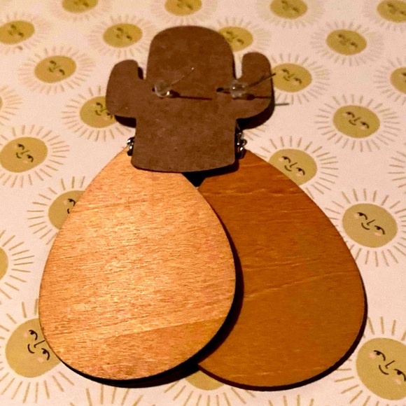 Floral Cow Skull Wood Earrings - Picture 3 of 3